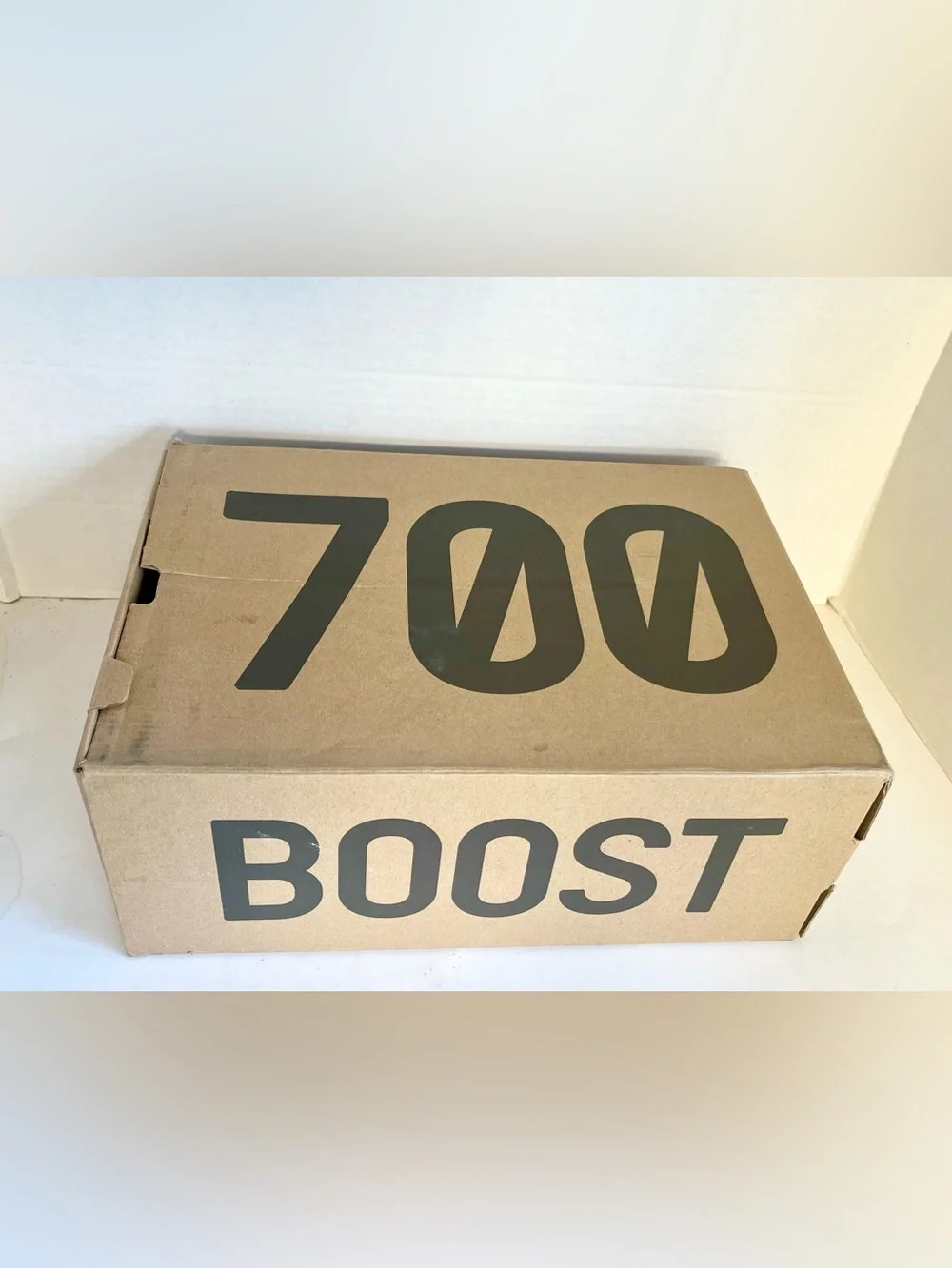 MEN'S 2019 ADIDAS YEEZY BOOST 700 RUNNING SNEAKERS (INERTIA) (SIZE 12) EXCELLENT